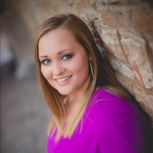 Meet your Posher, Carly